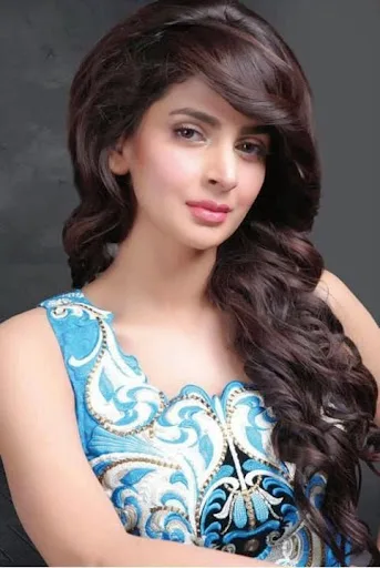 Saba Qamar Hot Sexy Bikini Pictures