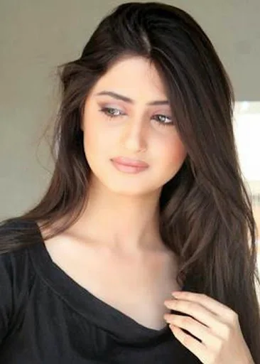 Saboor Ali Hot Sexy Bikini Images, Photos, Pics, Stills
