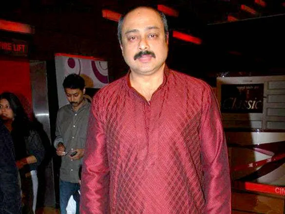 Sachin Khedekar Hot Pictures