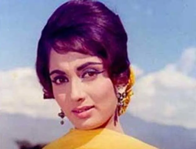 Sadhana-Hot-Bikini-Photo-Gallery