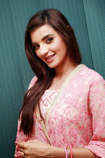 Sadia Hayat Hot Sexy Bikini Photos