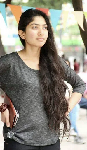 Sai-Pallavi-Hot-Bikini-Photo-Gallery