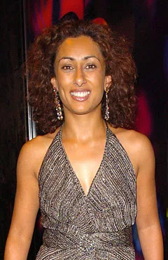 Saira Khan Hot Sexy Bikini Images