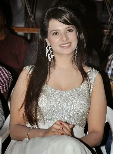 Saloni Aswani Hot Sexy Bikini Pic