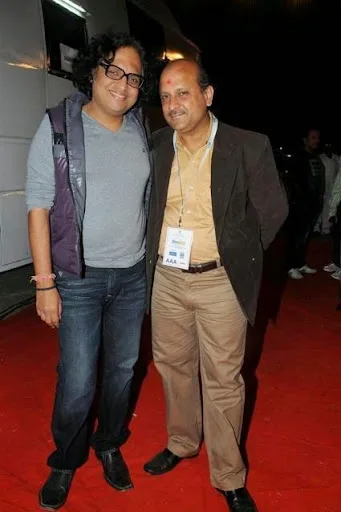 Sameer Tandon Hot Images