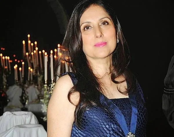 Samina Peerzada Hot Sexy Bikini Images