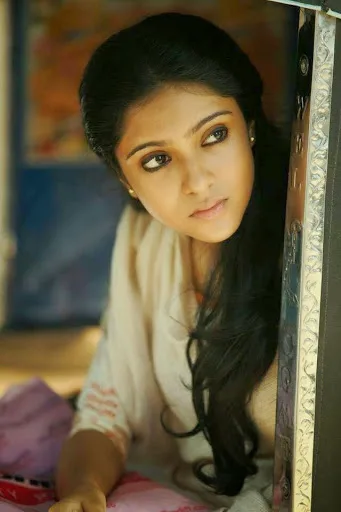 Sana-Althaf-Hot-Bikini-Pics