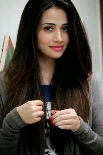 Sana Javed Hot Gallery, Bikini Images, Photos, Pics, Stills