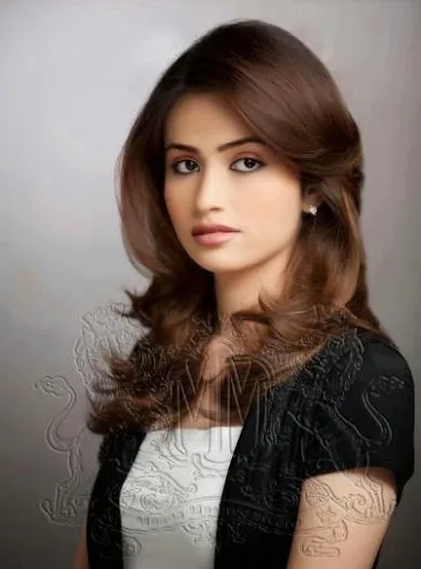 Sana Javed Hot Sexy Bikini Pics