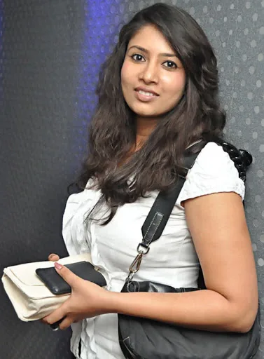 Sanghavi-Hot-Bikini-Images