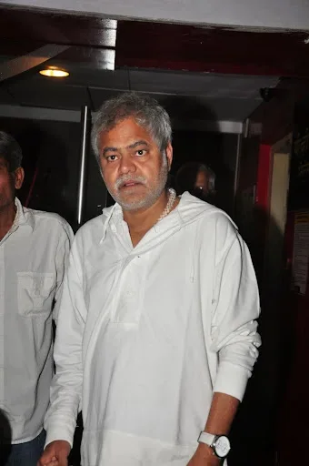 Sanjay Mishra Comedy Scene Images