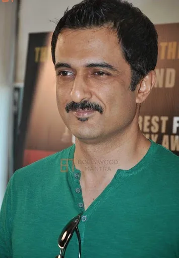 Sanjay-Suri-Photo