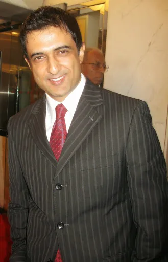 Sanjay-Suri-Pictures
