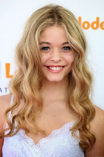 Sasha Pieterse Hot Sexy Bikini Photo