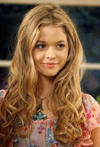 Sasha Pieterse Hot Sexy Bikini Photos