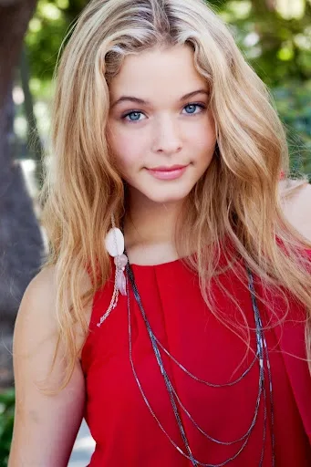 Sasha Pieterse Hot Sexy Bikini Pics