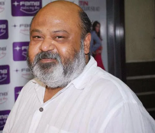 Saurabh Shukla Hot Scene Shirtless Body Pic