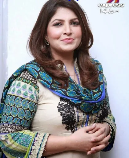 Shagufta Ejaz Hot Sexy Bikini Image Gallery