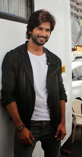 Shahid Kapoor Hot Still