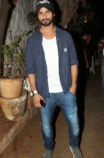 Shahid Kapoor Hot Image Gallery