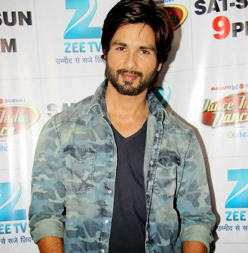 Shahid Kapoor Hot Wallpapers