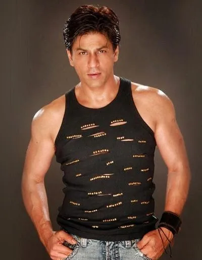 Shahrukh Khan Hot Scene Shirtless Body Pics