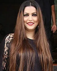 Shaira-Khan-Hot-Sexy-Bikini-Stills