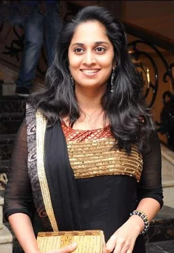 Shalini-Hot-Bikini-Photo-Gallery