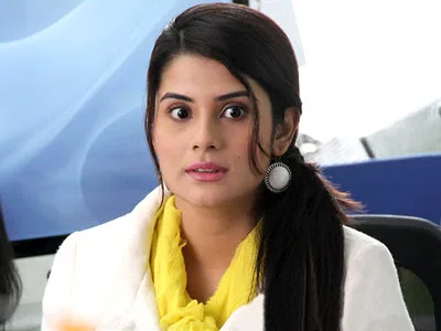 Shamin-Mannan-Hot-Bikini-Images