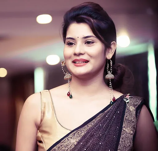 Shamin-Mannan-Hot-Bikini-Photo-Gallery