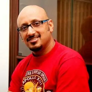 Shantanu Moitra Hot Scene Shirtless Body Image Gallery