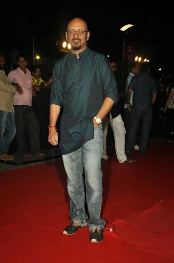 Shantanu Moitra Hot Scene Shirtless Body Wallpapers