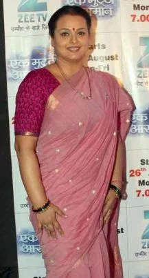 Shilpa-Shirodkar-Hot-Bikini-Pictures