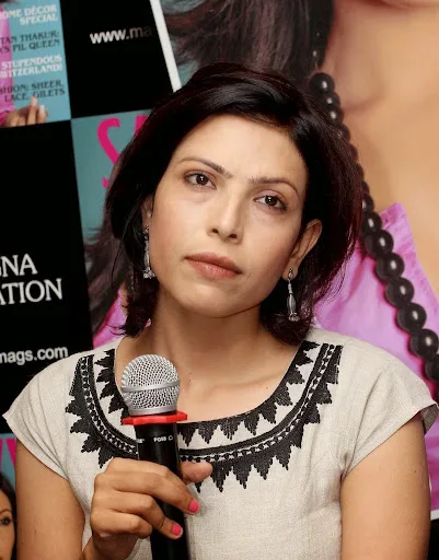 Shilpa Shukla Hot Sexy Bikini Image Gallery