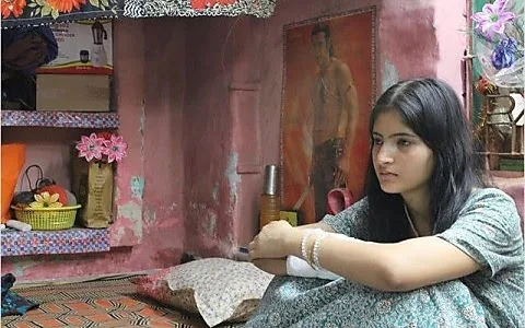 Shivani-Raghuvanshi-Hot-Bikini-Photo-Gallery