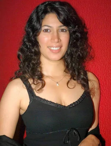 Shivani Tanksale Hot Sexy Bikini Image Gallery, Images, Photos