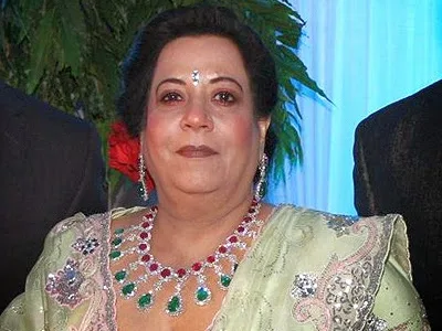 Shobha Kapoor Hot Sexy Bikini Image Gallery, Images, Photos, Stills, Pics