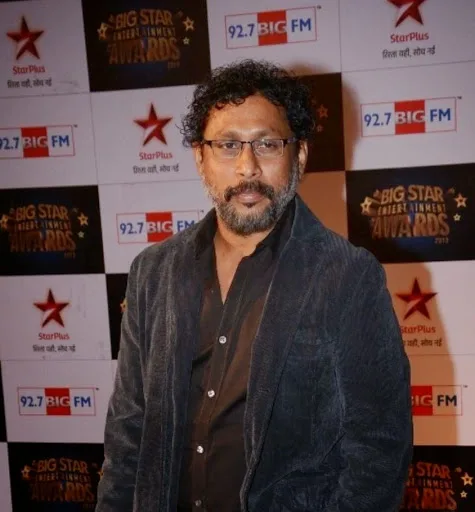 Shoojit Sircar Photo Gallery, Family Photos, Latest Images