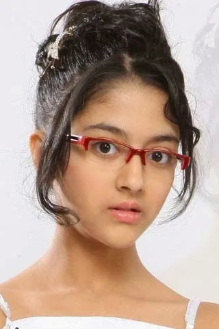 Shriya-Sharma-Hot-Bikini-Photo-Gallery