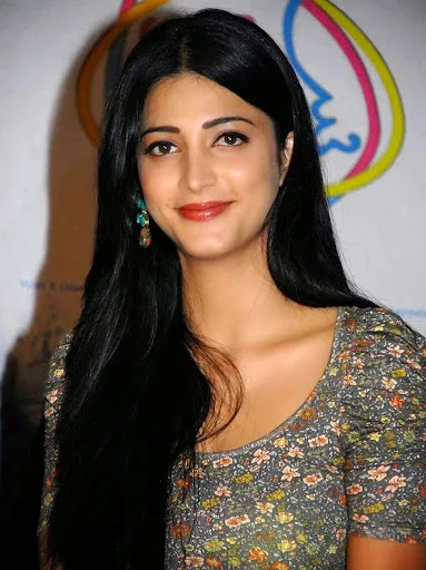 Shruti Hassan Hot Sexy Bikini Image Gallery, Images, Photos, Stills, Pics