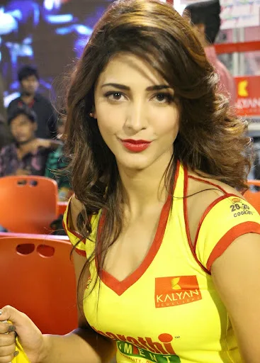 Shruti Hassan Hot Bra Pics