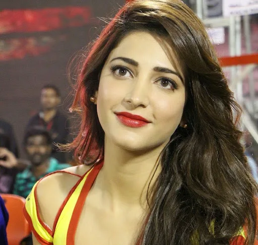 Shruti Hassan Hot Sexy Bikini Pic