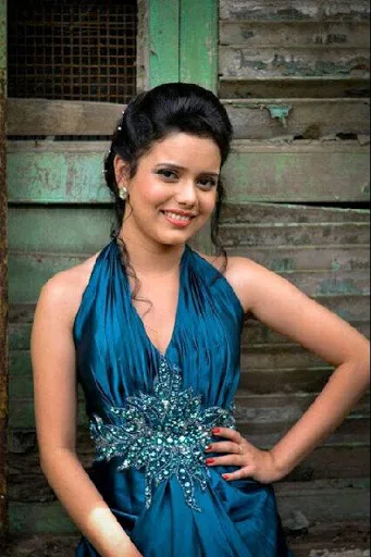 Shruti-Kanwar-Hot-Bikini-Photo-Gallery