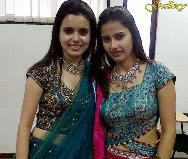 Shruti-Kanwar-Hot-Bikini-Pics