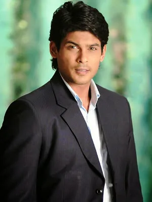 Siddharth Shukla Hot Scene Shirtless Body Images