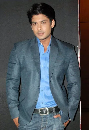 Siddharth Shukla Hot Scene Shirtless Body Photo