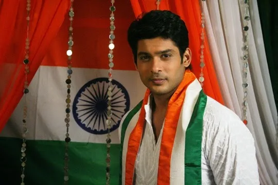 Siddharth Shukla Hot Scene Shirtless Body Stills