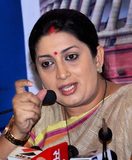 Smriti-Irani-Hot-Bikini-Photo-Gallery
