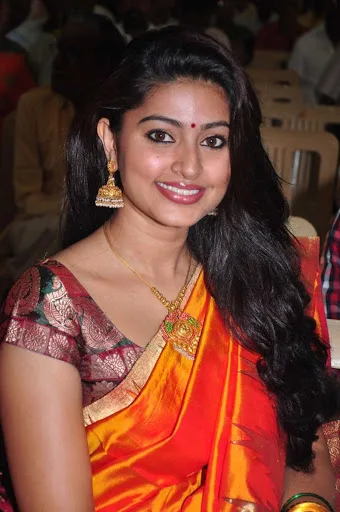Sneha-Hot-Bikini-Images