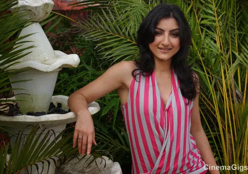 Soha Ali Khan Hot Stills